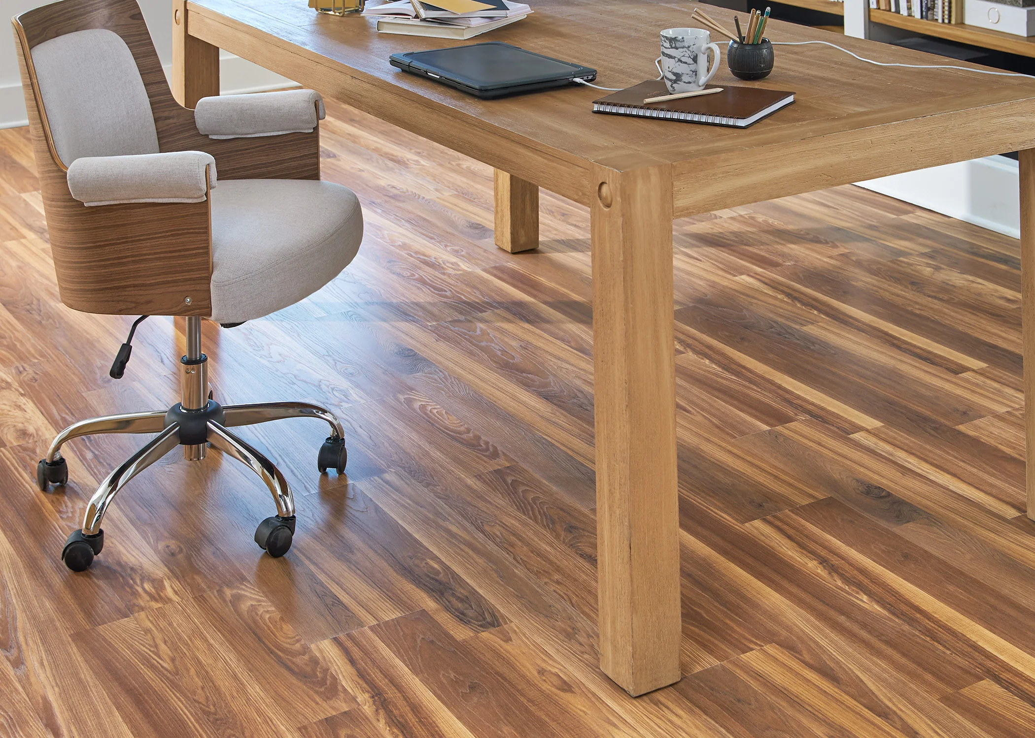 10mm Fairfield County Hickory w/ 2mm pad Laminate Flooring 8 in. Wide x 48 in. Long - Image 4